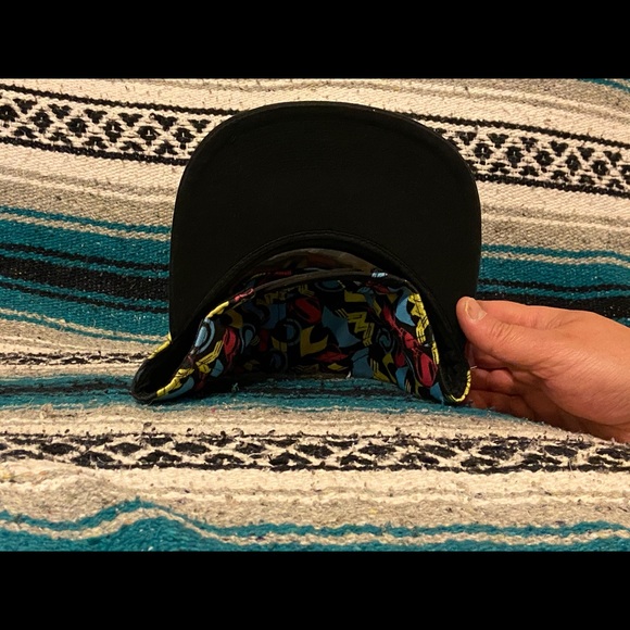 Justice League SnapBack Hat - Picture 6 of 9